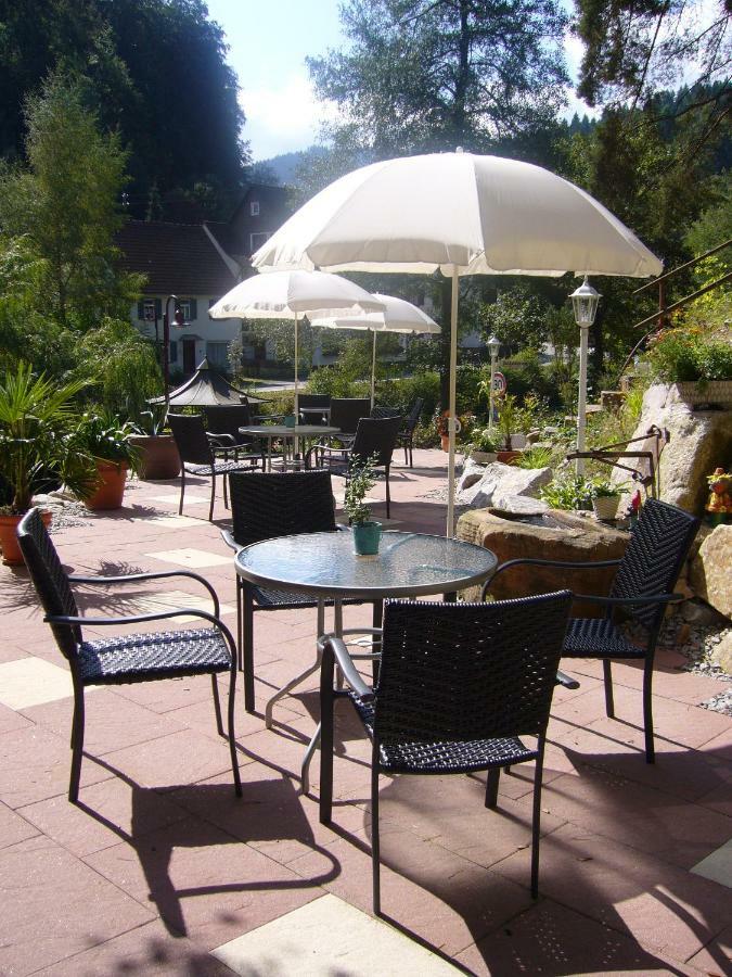 Adieu Alltag: Pension Oesterle Im Schwarzwald Schonmunzach Экстерьер фото