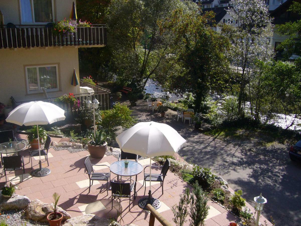 Adieu Alltag: Pension Oesterle Im Schwarzwald Schonmunzach Экстерьер фото
